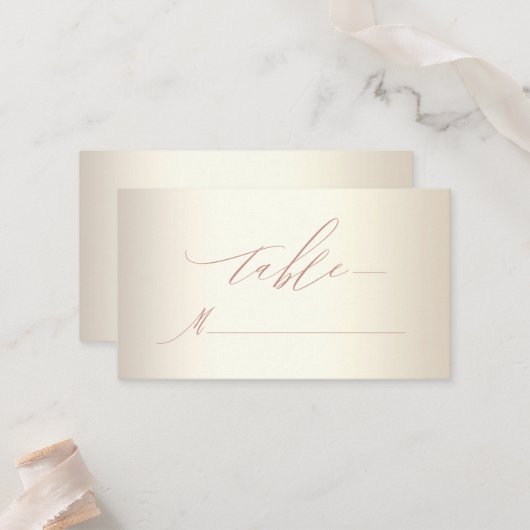 Elegante Rose Gold Calligraphy Champagne Wedding Platzkarte (Vorderseite/Rückseite Beispiel)