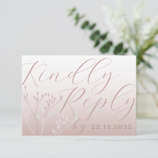 Elegante Rose Gold Calligraphy UAWG Wedding RSVP Karte (Stehend Vorderseite)