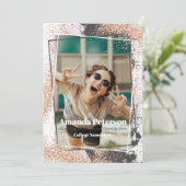 Elegante Rose Gold Confetti Abschluss Ankündigung (Stehend Vorderseite)