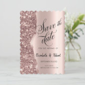 Elegante Rose Gold Glitzer Script Save the Date (Stehend Vorderseite)