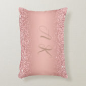 Elegante Rose Gold Luxe Shimmer Monogramm Dekokissen (Vorderseite(Vertikal))