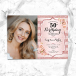 Elegante Rose Gold Pink Foto 50. Geburtstag Einladung<br><div class="desc">Elegante florale feminine 50. Geburtstagseinladung mit Ihrem Foto. Glam rot rosa Design mit Imitaten Glitzer Rose Gold. Enthält Streifen,  rote Rosen,  Skript-Schriftart und Konfetti. Ideal für ein stilvolles Party für Erwachsene. Personalisieren Sie Ihre persönlichen Daten. Kann für jedes Alter angepasst werden! Gedruckte Zazzle Einladungen oder Sofortdownload digitalen druckbaren Vorlage.</div>