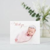 Elegante Rose Gold Script New Baby Foto Vielen Dan Postkarte (Stehend Vorderseite)