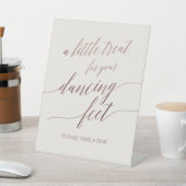 Elegante Rose Goldkalligraphie | Elfenbeintanzfüße Sockelschild (In SItu)