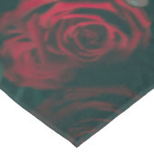 Elegante Rose im Blumenwerk| Tablettenfilm Tischdecke (Schrägansicht)