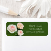 Elegante Rosen aus weißem Pachelrosa (Insitu)