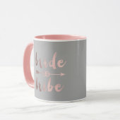 elegante Rosengoldbrautstammpfeil-Hochzeitsringe Tasse (Vorderseite Links)