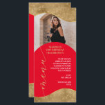 Elegante Rot-Gold-Menü-Platzkarte mit Foto Menükarte<br><div class="desc">Die Speisekarte bietet exquisite Goldrahmen und ein fett rotes Design, das Ihrem Event eine elegante Touch verleiht. Mit viel Platz, um ein Foto der Ehrenmitglieder hinzuzufügen, ist diese Karte ideal, um Ihre Feier mit einer persönlichen Touch zu versehen. Ob Hochzeit, Jubiläum, Geburtstag oder ein anderer Meilenstein, diese Karte fügt Ihrem...</div>