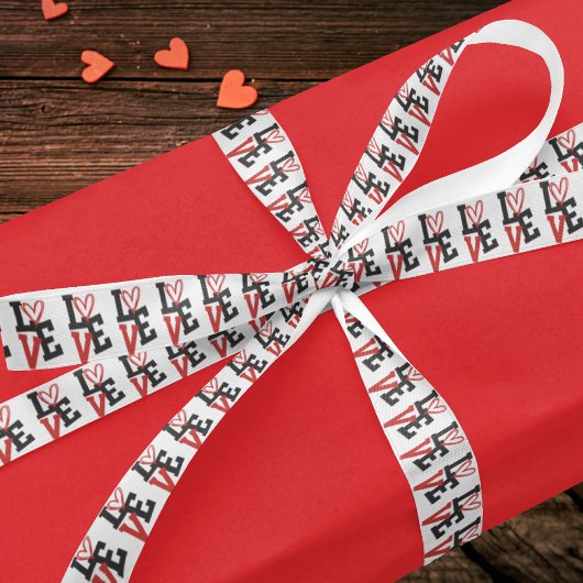 Elegante Rot-Schwarz-Liebe auf Weiß Satinband