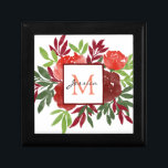 Elegante Rote Blume Hübsch Monogramm Erinnerungskiste<br><div class="desc">Rotes Aquarell Blume moderne personalisierte Geschenkboxen zu personalisieren mit Namen und Initial.</div>