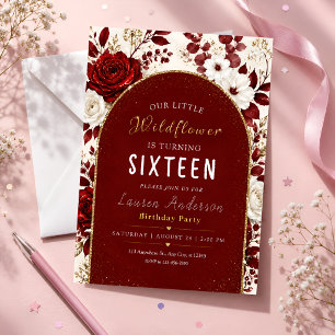 Elegante rote goldene Blumen-Sweet-Sixteen-Geburts Einladung