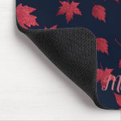 Elegante rote Herbstblätter auf schwarzer personal Mousepad (Ecke)