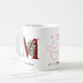 Elegante rote Herz-Blumen-Initiale M-Tasse Kaffeetasse (Vorderseite Links)