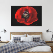 Elegante Rote Mohnblume Blume im Schwarzen Hinterg Leinwanddruck (Insitu (Schlafzimmer))