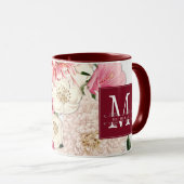 Elegante Rote Monogramm-Wirbel Vintage Blumenmuste Tasse (VorderseiteRechts)