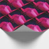 Elegante Rote Rose Blume Personalisiert Geschenkpapier (Ecke)