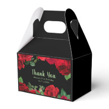 Elegante rote Rosen Blumen Geburtstagsfeier