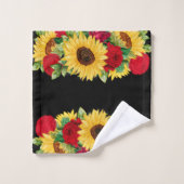 Elegante Rote Rosen Gelbe Sonnenblumen Schwarz Badhandtuch Set (Waschlappen)