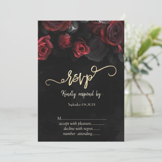 Elegante Rote Rosen Gothic UAWG Einladung (Stehend Vorderseite)