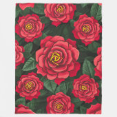 Elegante Rote Rosen mit einem Muster für grüne Blä Fleecedecke (Vorderseite)