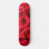 Elegante rote Rosen Rote Blume Rote Blüte Skateboard (Vorderseite)