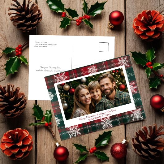 Elegante Rote und grüne Schneeflocken Postkarte fü