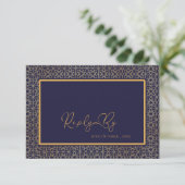 Elegante Royal Blue Gold Intricate Design Wedding RSVP Karte (Stehend Vorderseite)