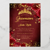 Elegante Royal Rote Rose Gold Swirl Quinceanera Folieneinladung (Vorderseite)