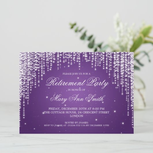 Elegante Ruhestands-Party-Nacht blenden Lila Einladung (Stehend Vorderseite)