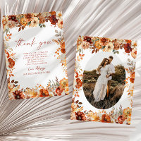 Elegante Rustikale Herbst-Hochzeit mit Blumen