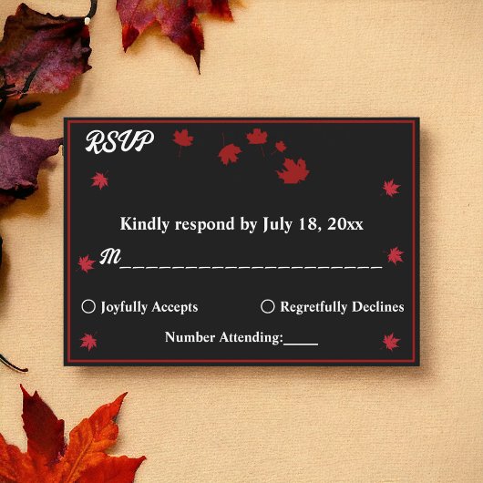 Elegante rustikale Schwarz-Weiß-Hochzeit im Herbst RSVP Karte