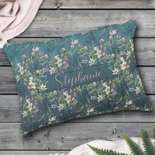 Elegante rustikale Wildblumen auf Teal Wood Monogr Dekokissen