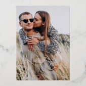 Elegante Sage Calligrafy Wedding Save the Date Folieneinladung (Rückseite)