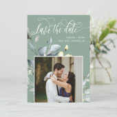 Elegante Sage Green Blätter QR Code Foto Hochzeit Save The Date (Stehend Vorderseite)