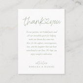 Elegante Sage Green Calligraphy Heart Wedding Platzkarte (Vorderseite)