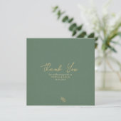 Elegante Sage Green Gold Calligraphy Wedding Dankeskarte (Stehend Vorderseite)