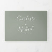 Elegante Sage Green Script Monogram Wedding Dreifach Gefaltete Einladung (Cover)