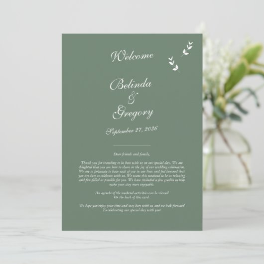 Elegante Sage Olive Green Script Hochzeitsreise Programm (Stehend Vorderseite)