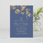 Elegante Sapphire Pantone Gold Wedding Einladung (Stehend Vorderseite)