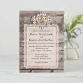 Elegante Scheunenhochzeit mit Spitze und Leuchter Einladung (Stehend Vorderseite)