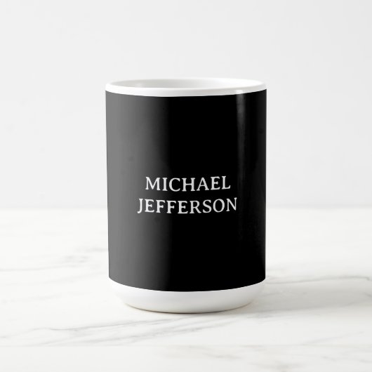 Elegante Schlichte Schwarz-weiße Personalisierte A Kaffeetasse (Mittel)