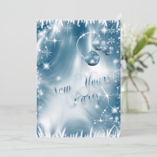 Elegante Schneeflocken Blauer Frost Neujahrsfest P Einladung (Stehend Vorderseite)
