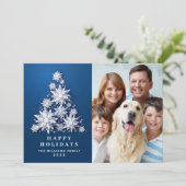 Elegante Schneeflocken Weihnachtsbaum Foto Feiertagskarte (Stehend Vorderseite)