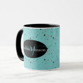 Elegante Schrift auf schwarzer Tasse (Vorderseite Links)