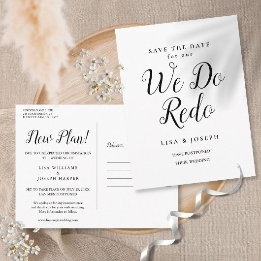 Elegante Schriftart Verschobenes Save-the-Date Wir Postkarte