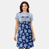 Elegante Schürze mit blauen Muscheln (Getragen)