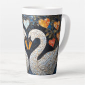 Elegante Schwäne durch Verzierte Blumenmuster Milchtasse (Rechte Ecke)