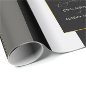 Elegante Schwarz-Grau-Streifen Typografie Hochzeit Geschenkpapier (Rolleneckpunkt)