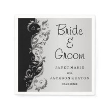 Elegante Schwarz-Silber-Blütenhochzeit