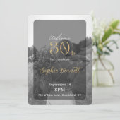 Elegante Schwarz und Gold 30. Geburtstag Einladung (Stehend Vorderseite)